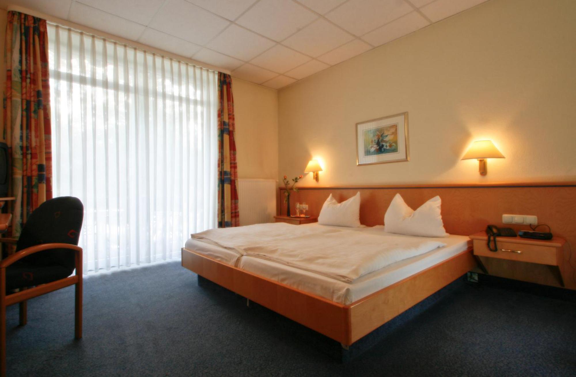 באד קיסינגן Kurparkhotel Das Kleinod מראה חיצוני תמונה